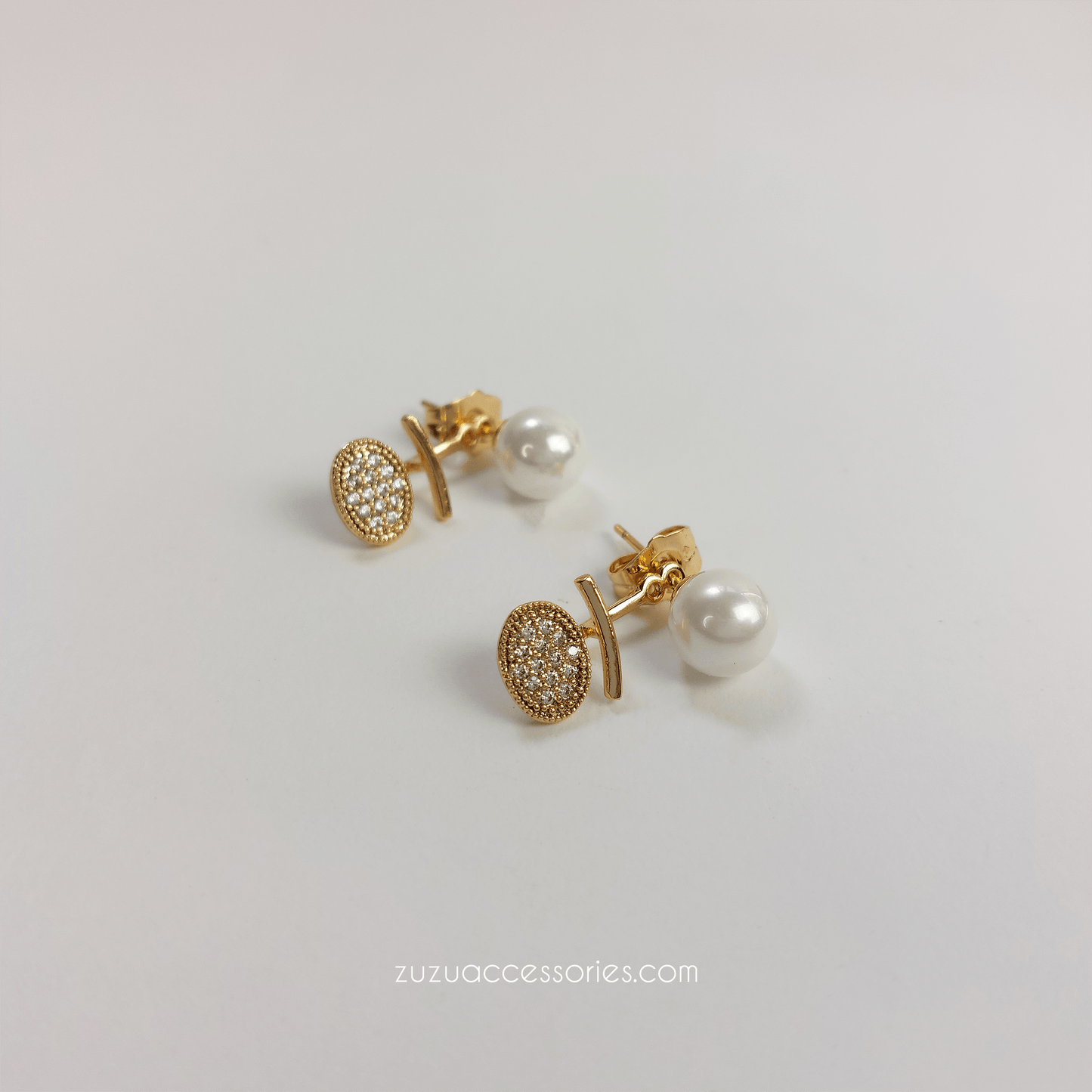 Audrey Pearl Earrings